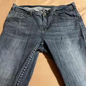 Cowgirl Tuff size 36 Jean